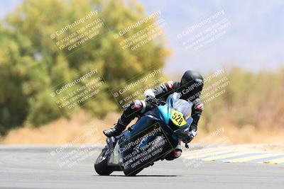 media/May-15-2022-SoCal Trackdays (Sun) [[33a09aef31]]/Turn 7 (1145am)/